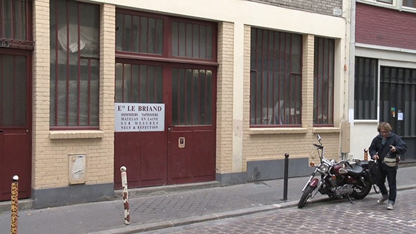 artisan matelassier paris 11 | cité de l'Ameublement | devanture des artisans matelassiers Le Briand