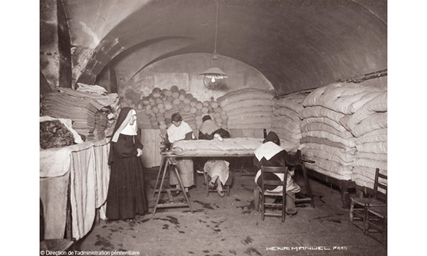 traditional bedding company
