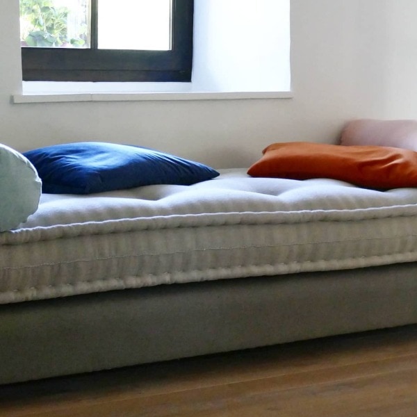 matelas en laine de mouton sur mesure