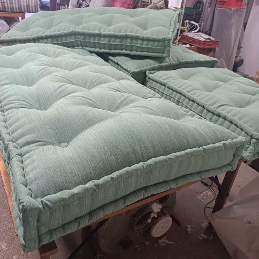 matelas-decoratif-banquette matelas de laine & sommier tapissier | Les ateliers Le Briand