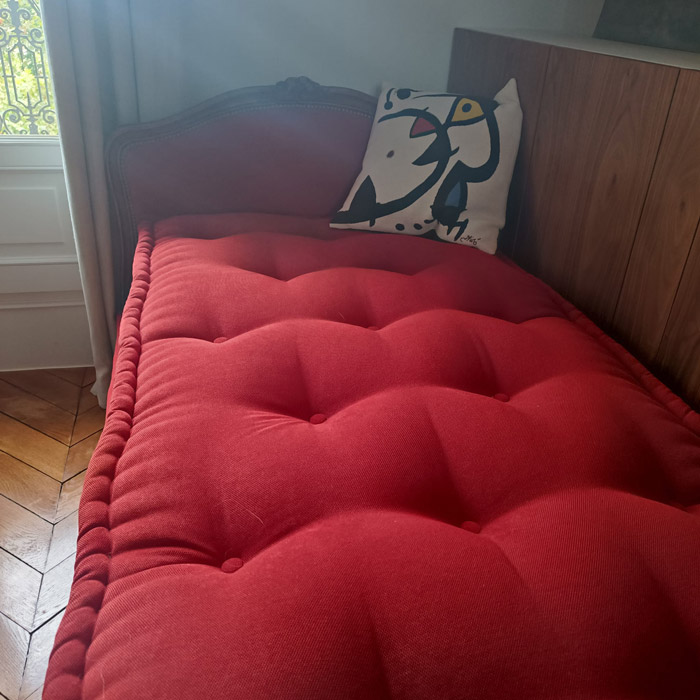 matelas-assise-banquette-tissu-ameublement-uni matelas de laine & sommier tapissier | Les ateliers Le Briand