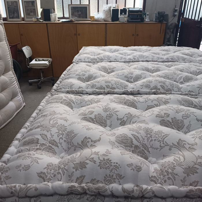 matelas-laine-3-partie matelas de laine & sommier tapissier | Les ateliers Le Briand