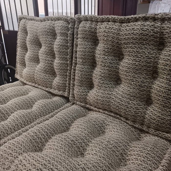 Tufted bench cushion Tufted bench cushion