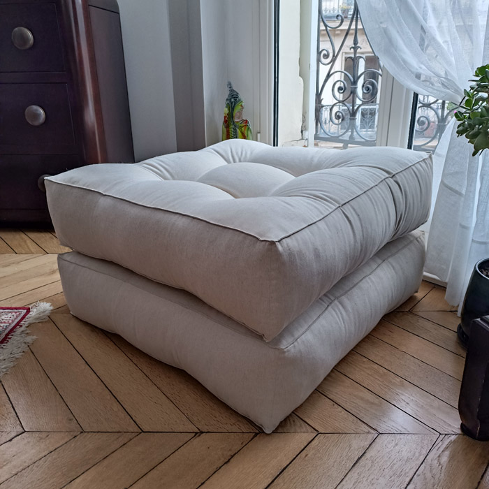 Wool pouf seat Wool pouf seat