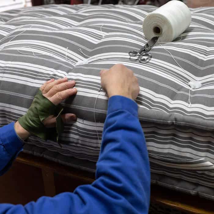 matelas-de-laine-fabrication-artisanale matelas de laine & sommier tapissier | Les ateliers Le Briand