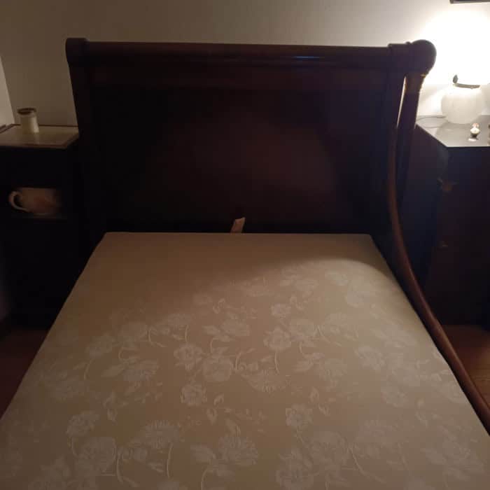 wool mattress & box spring | Les Ateliers Le Briand